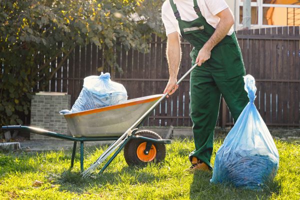 Cost of Yard Cleaning in Douglasville